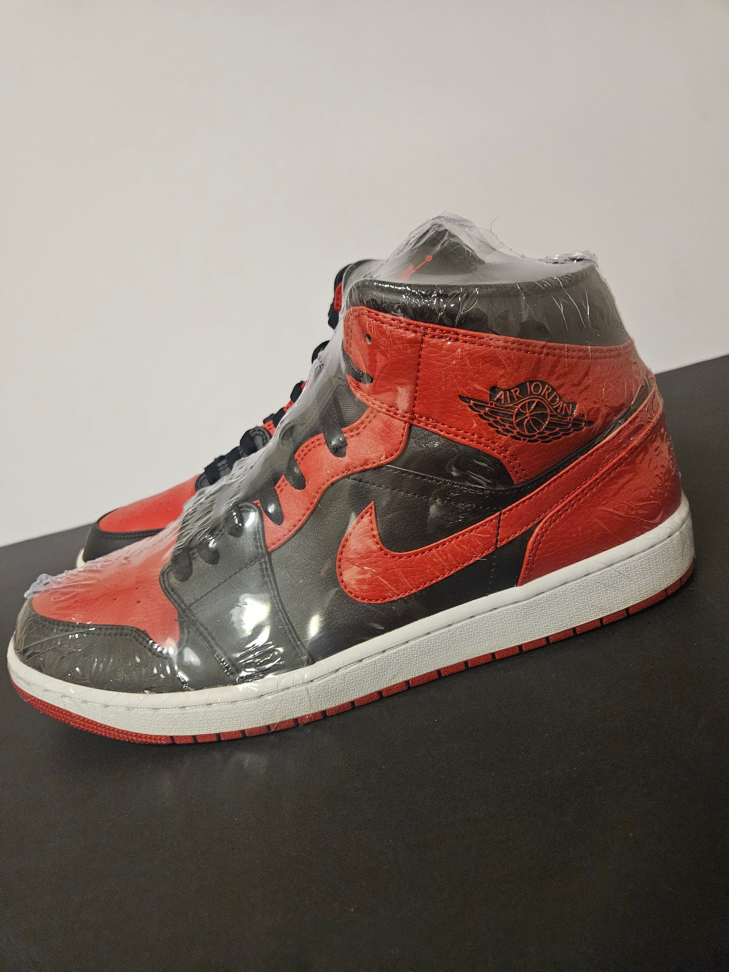 Air Jordan 1 Retro Mid GS "banned"