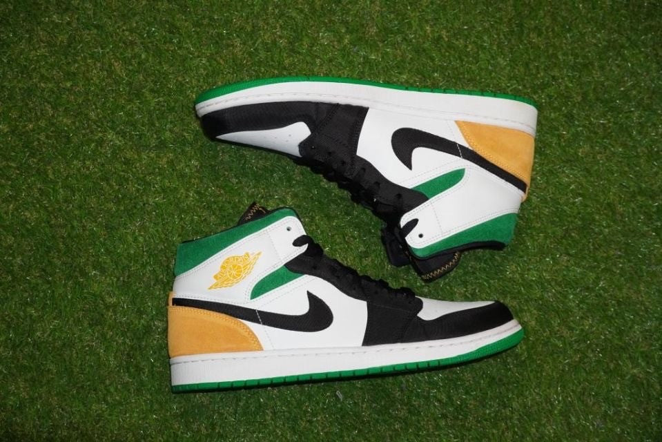 Air Jordan 1 Mid SE "Oakland"